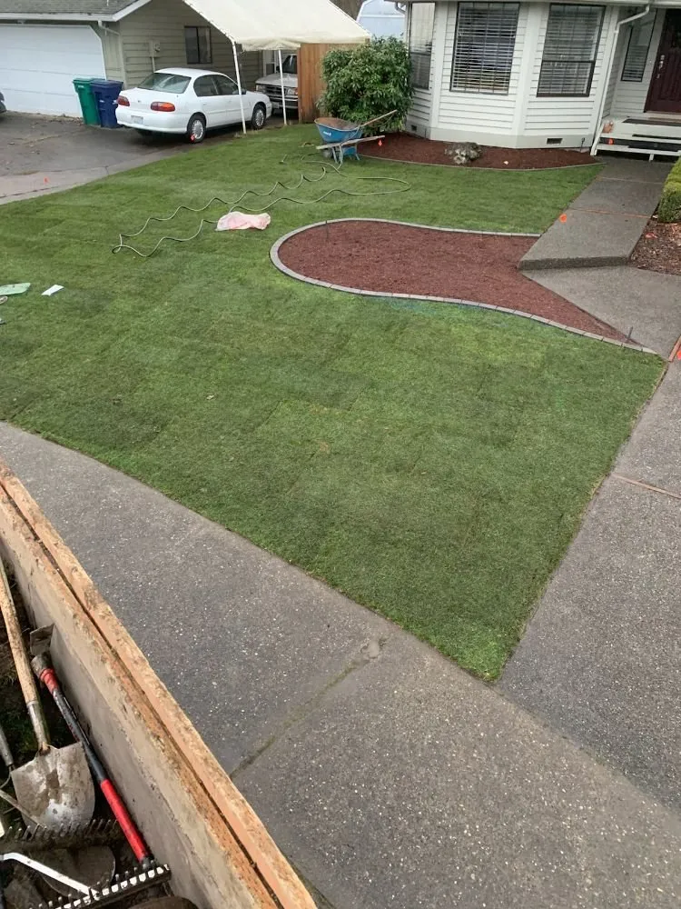 Local lawn mowing service near you in Lakewood, WA by E & B Landscaping