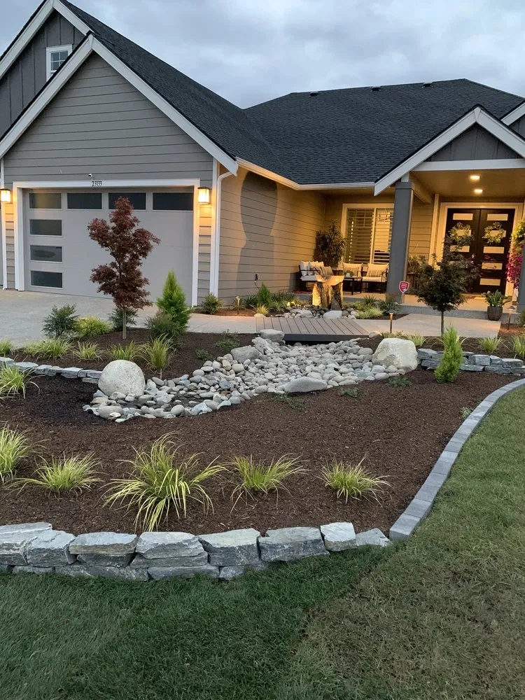 Top-rated outdoor landscaping in Lakewood, WA - E & B Landscaping