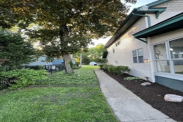 Trusted yard maintenance experts serving Lakemoor, IL - E & D Landscaping