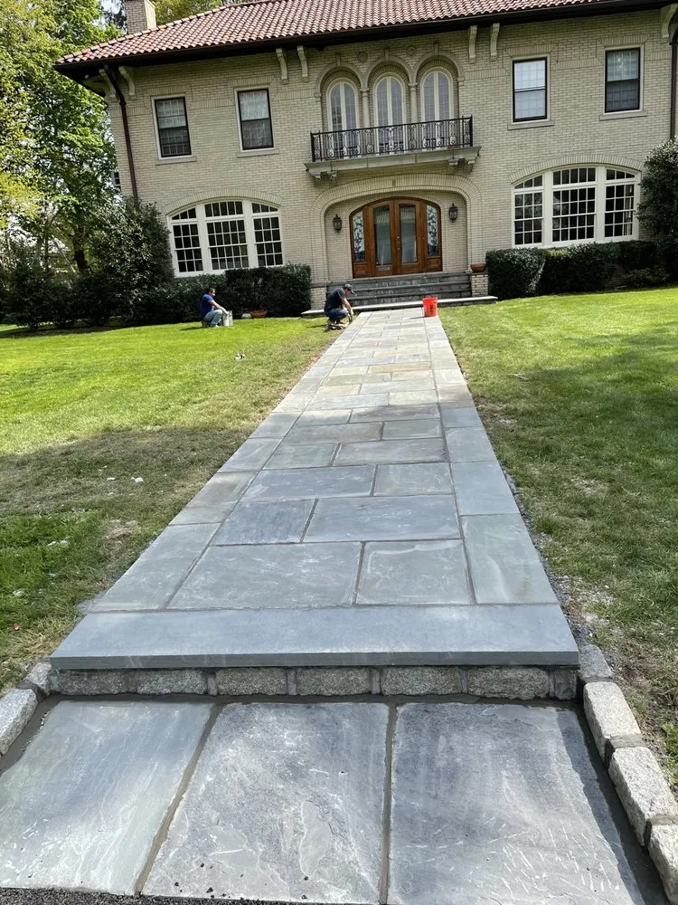 Expert lawn mowing service for year-round maintenance in Mount Kisco, NY by E & D Salazar’s Landscaping