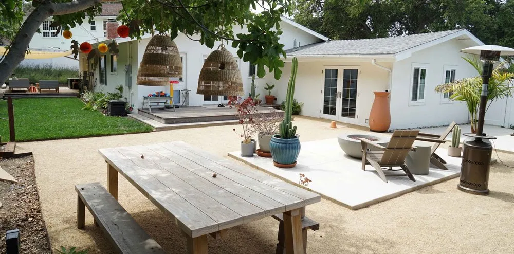 Top-rated yard cleanup service in Woodland Hills, CA - E & E Landscaping