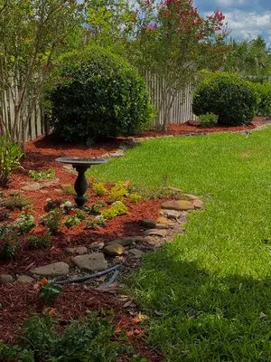 E & F Lawn Care Logo