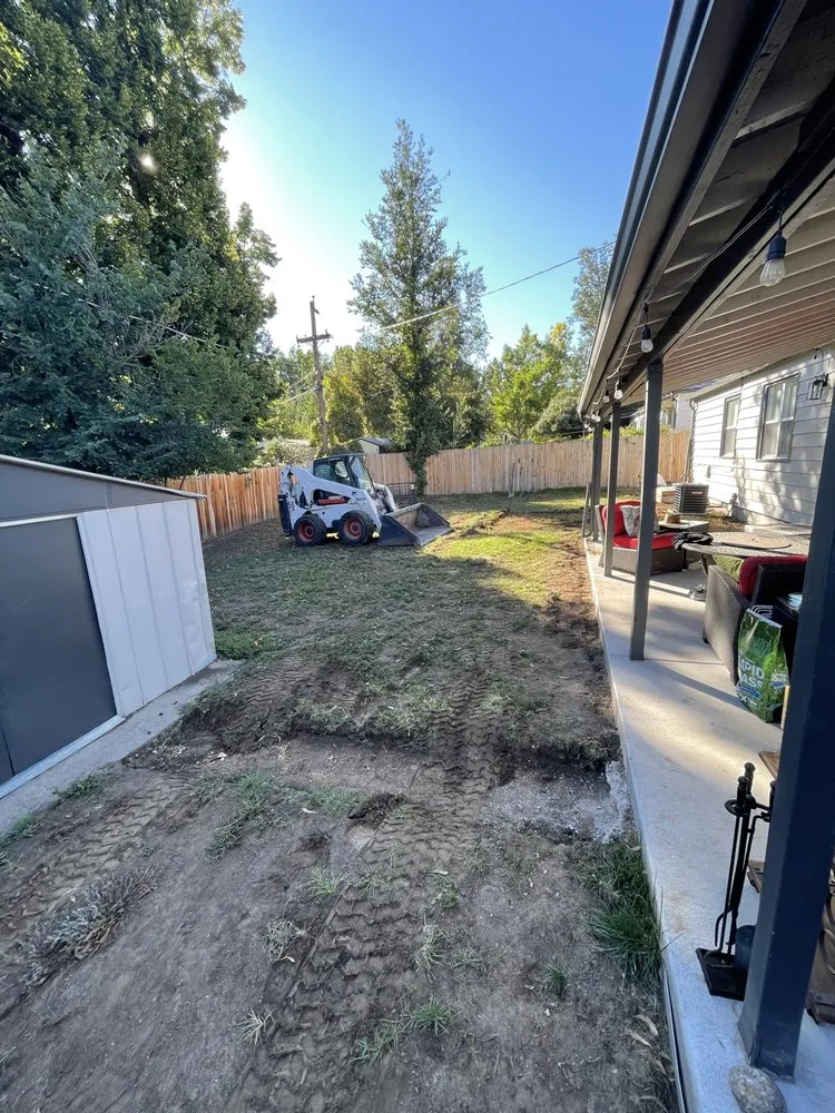 Trusted yard maintenance experts serving Denver, CO - E & I services