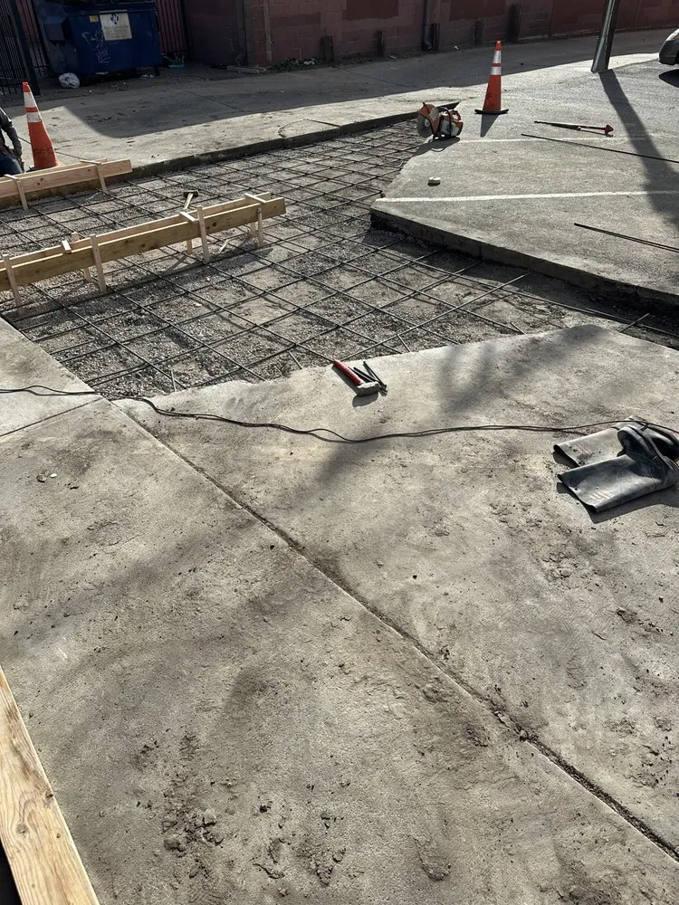 Custom landscaping services for residential properties in Denver, CO by E & I services