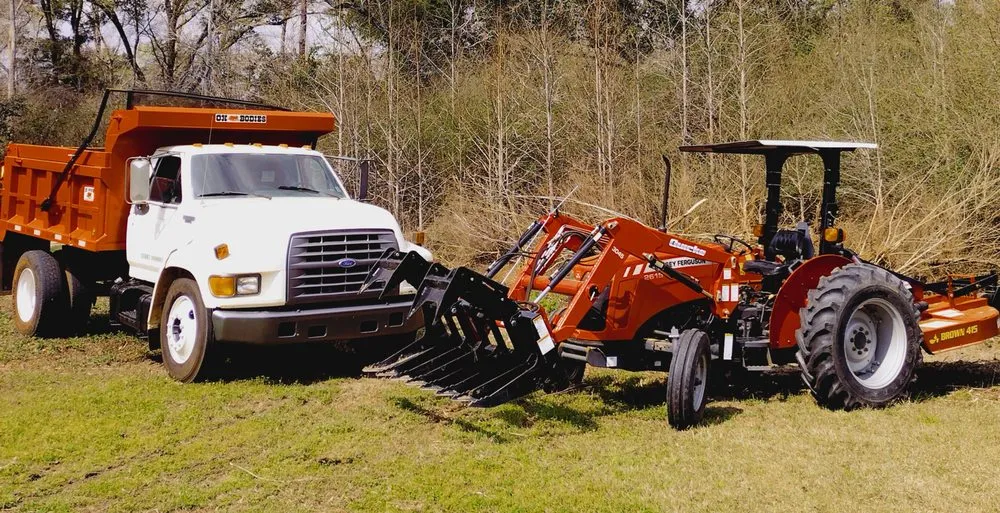 Custom yard maintenance for residential properties in Ashford, AL by E & j clean up
