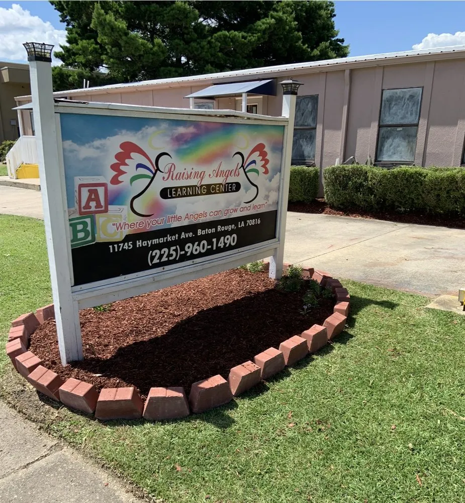 Affordable landscaping services with custom design in Addis, LA by E & J Lawn Care Service