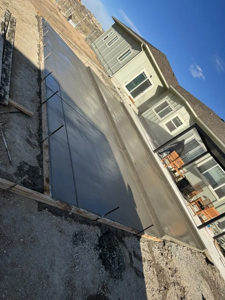 Custom lawn care service in Sparks, NV - E & L Construction