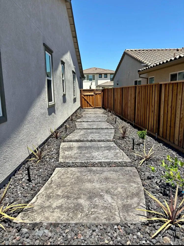 Trusted yard cleanup service in Sparks, NV - E & L Construction
