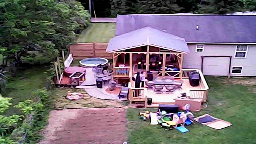 Custom garden landscaping for homes across Crittenden, KY - E & M Construction