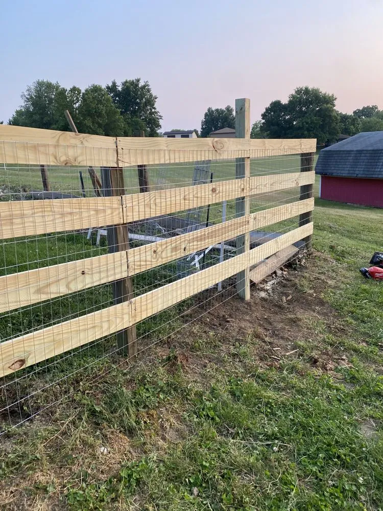 Reliable residential landscaping in Crittenden, KY by E & M Construction