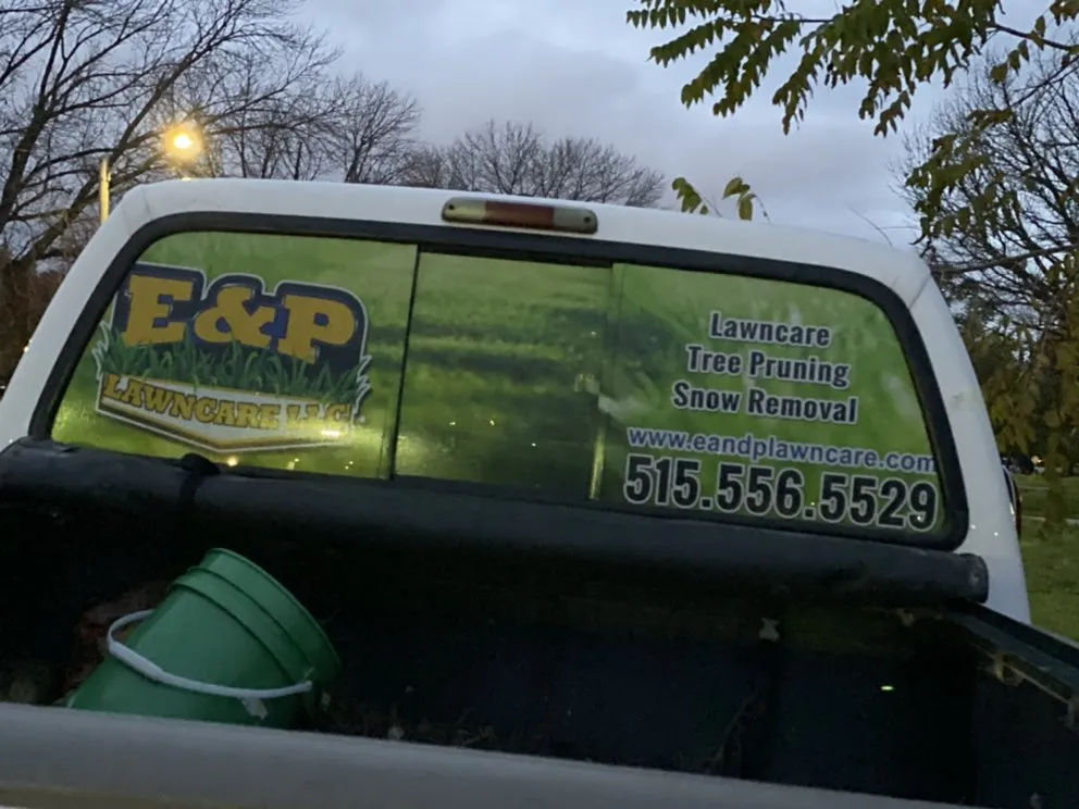Custom outdoor landscaping for year-round maintenance in Desmoines, IA by E & P Lawancare