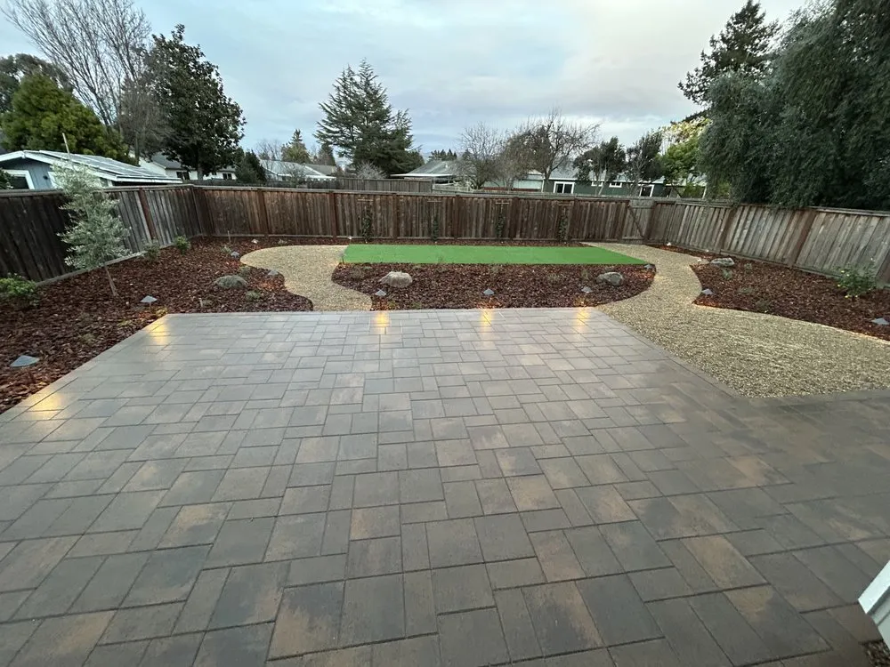 Expert lawn care service in Cotati, CA - E & S Landscape Construction