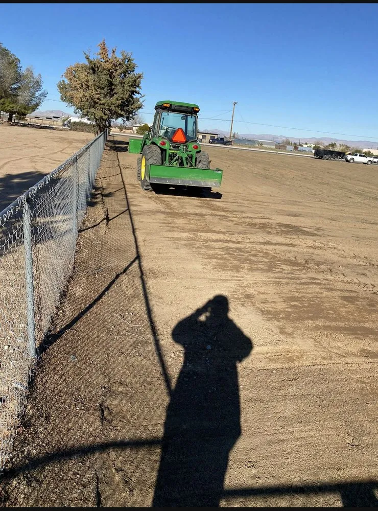 Reliable yard maintenance in Phelan, CA by E & S Landscaping