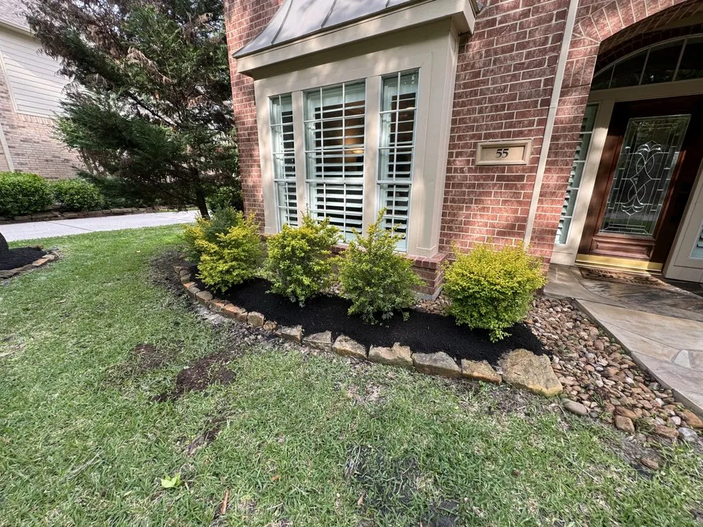 Expert landscape design for year-round maintenance across Conroe, TX - E And A Lawn Service