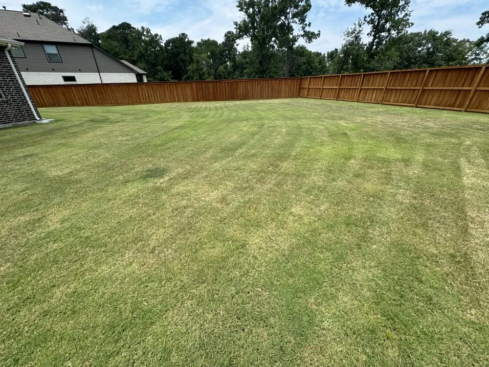 Reliable garden landscaping for outdoor upgrades in Conroe, TX by E And A Lawn Service