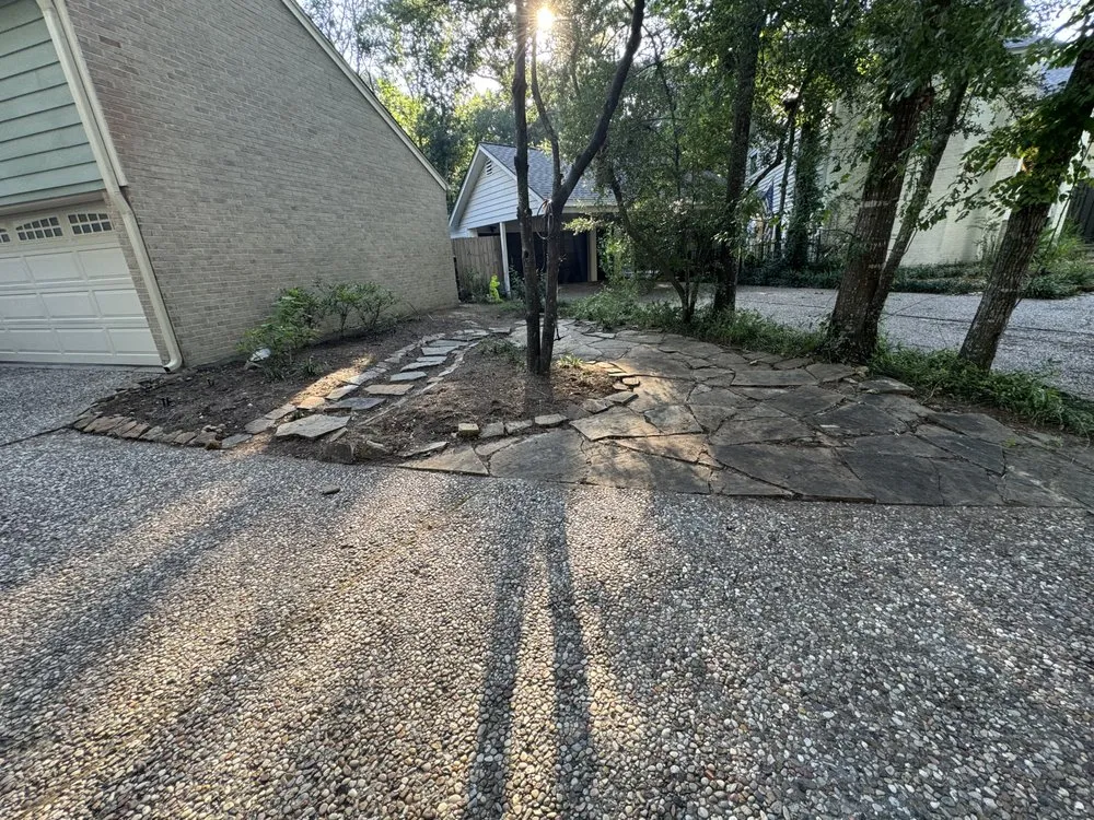 Top-rated lawn care service experts serving Conroe, TX - E And A Lawn Service