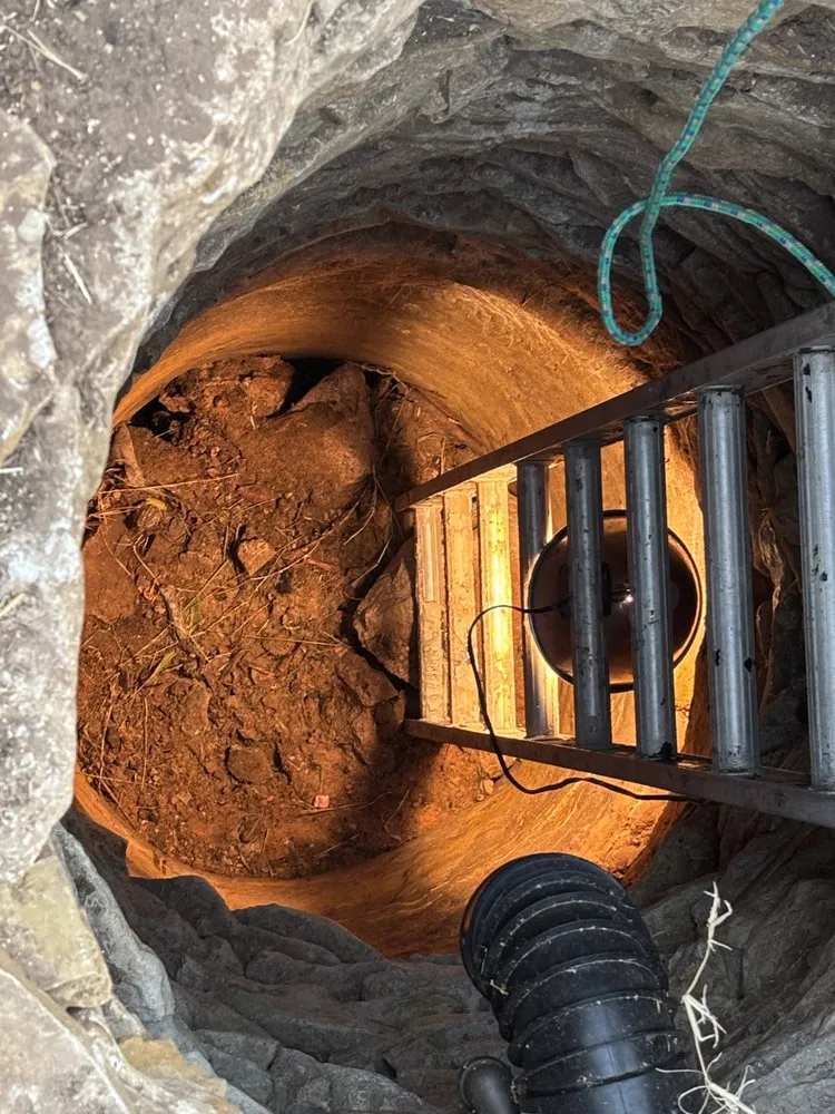 Trusted yard cleanup service in Aurora, TX - E and J Construction