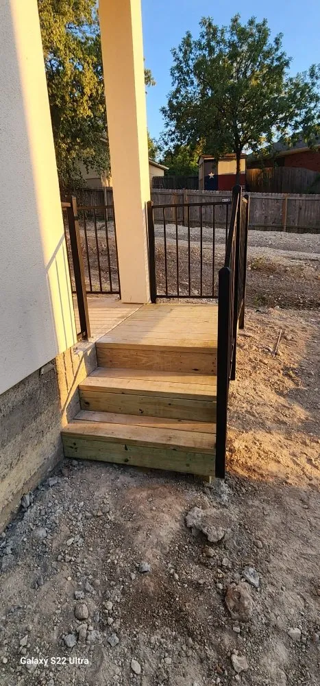 Reliable yard maintenance experts serving Georgetown, TX - E C U Fence Service