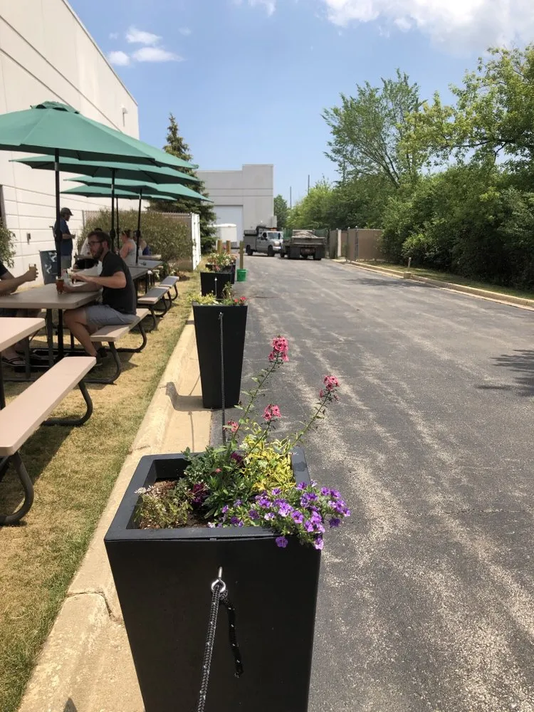 Expert outdoor landscaping experts serving Beach Park, IL - E Cambray Lawn Services