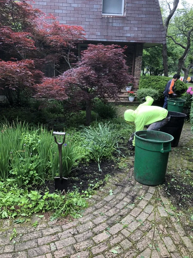 Local outdoor landscaping in Beach Park, IL - E Cambray Lawn Services