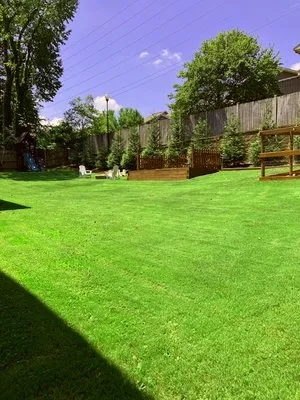 E Con Landscapes Logo