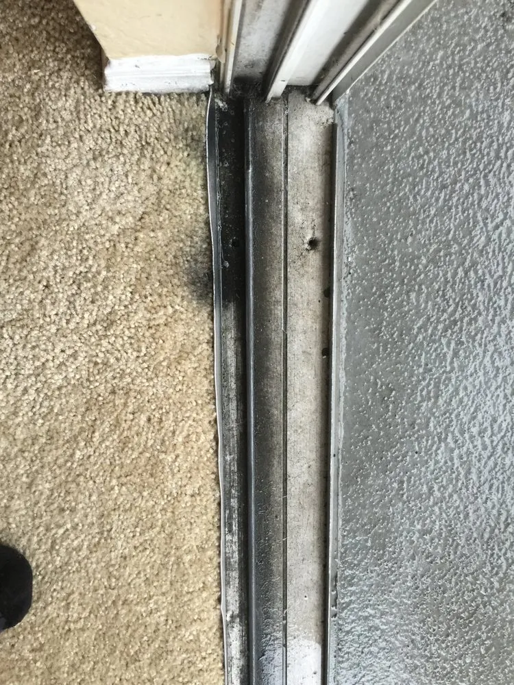 Affordable landscaping services for residential properties in Pinellas Park, FL by E General Home Pro