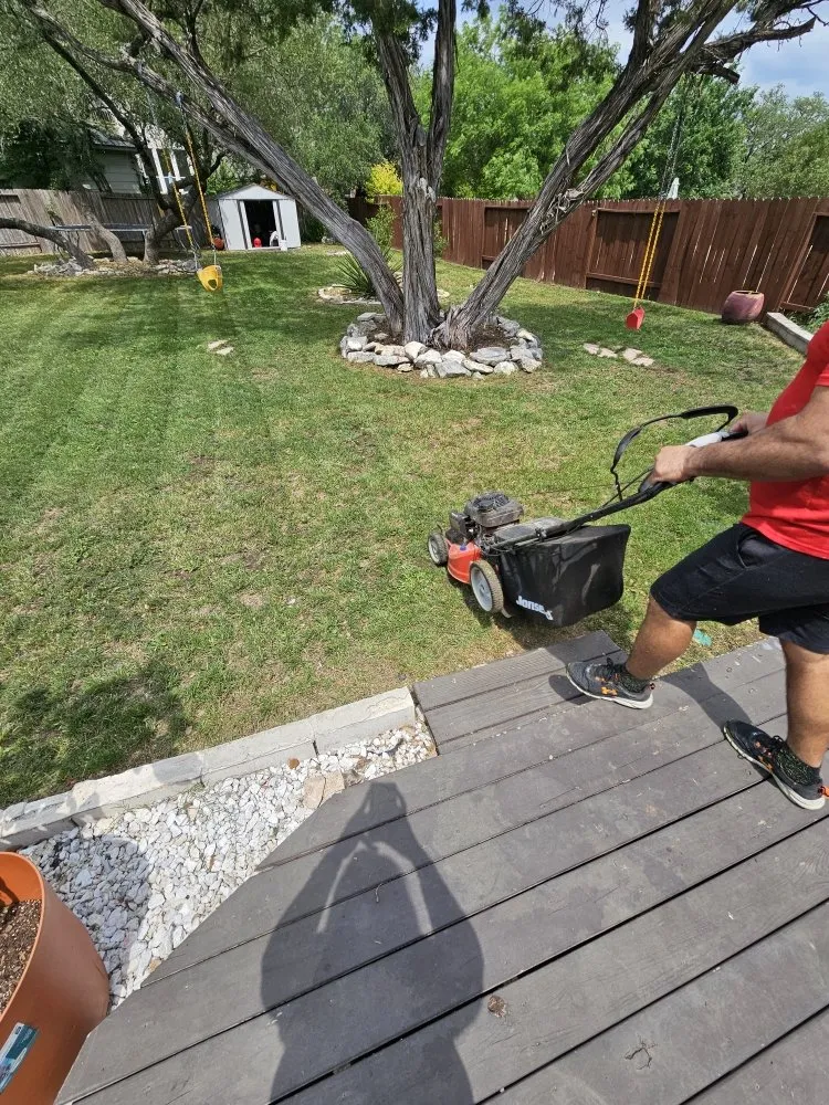 Reliable garden landscaping in San Antonio, TX - E Global Services