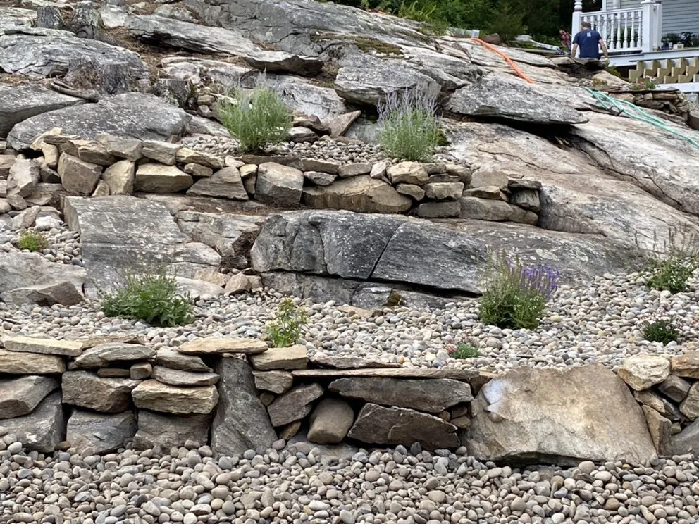 Local yard maintenance experts serving Monroe, CT - E L Landscaping Services