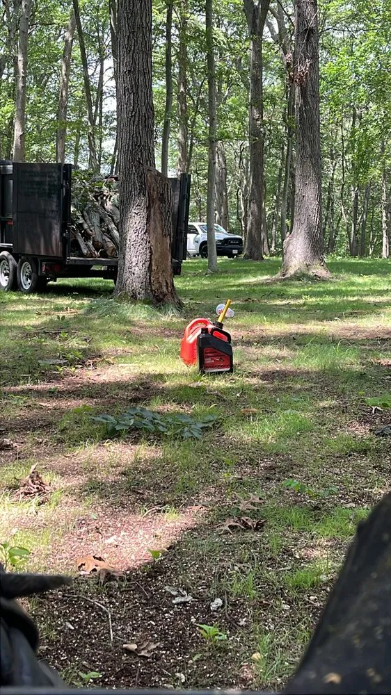 Top-rated garden landscaping in Mastic Beach, NY by E Lawn Care