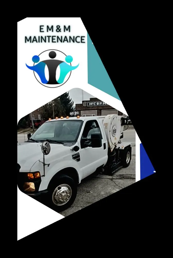 Reliable landscaping services in Champaign, IL by E M & M Maintenance