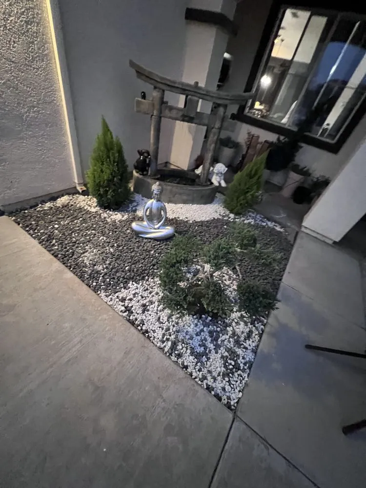 Custom landscape design experts serving Ceres, CA - E M A Landscaping & Maintenance