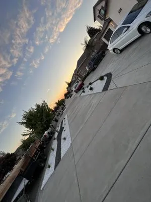 E M A Landscaping & Maintenance Logo