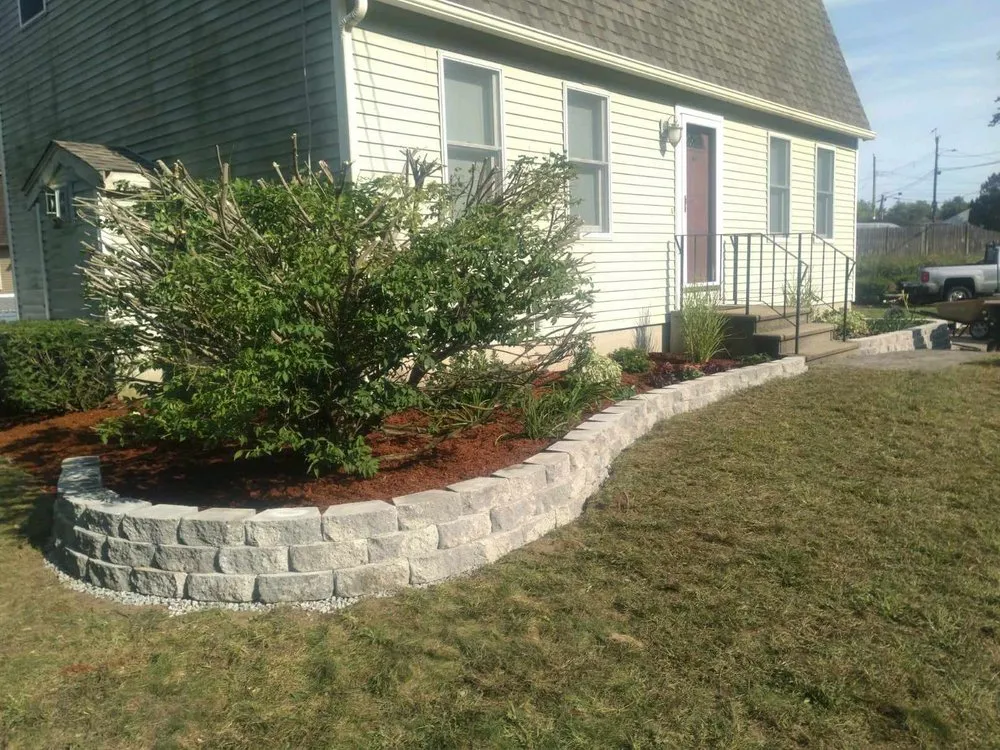 Affordable landscape design in Nashua, NH - E N Lawnworks