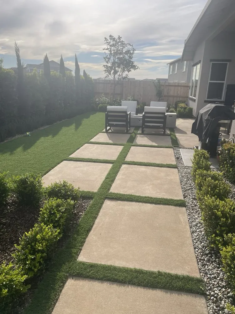 Custom garden landscaping in Herald, CA - E. Perez Landscape