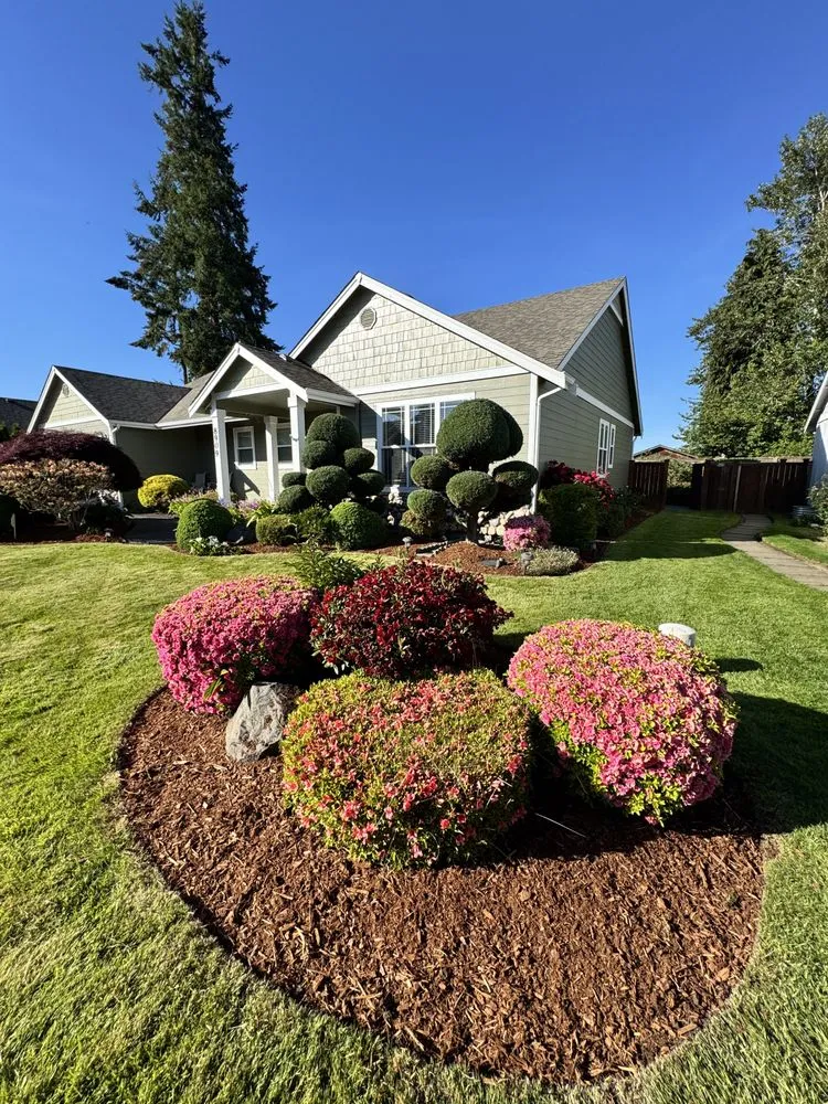 Reliable landscape installation in Bremerton, WA by E Ramos Ramirez Landscape & Maintenance Service