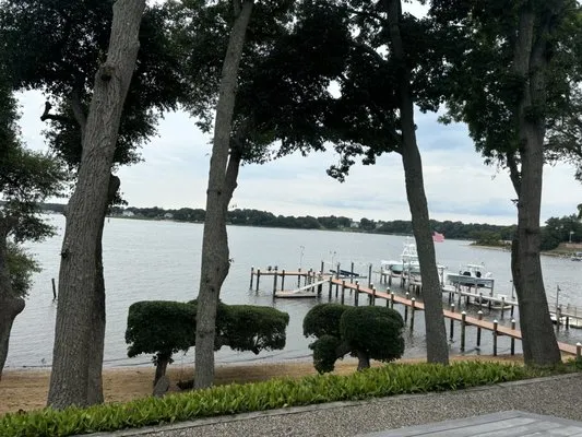 E Sanchez Landscaping Logo