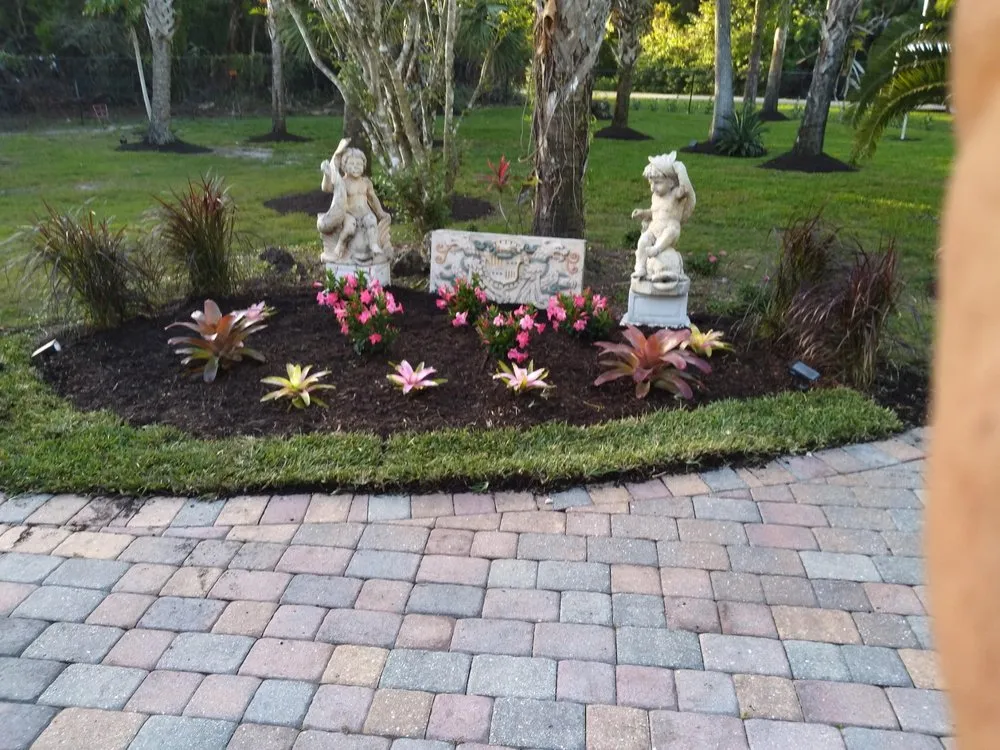 Reliable yard maintenance in Naples, FL - E Scape Property Services