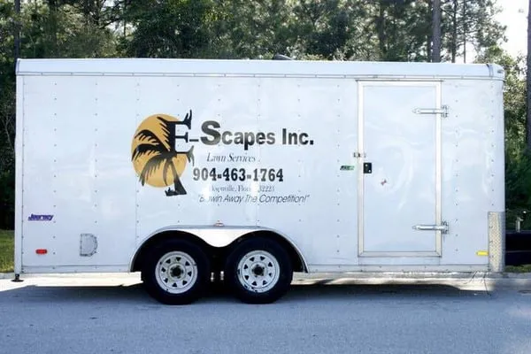 E-scapes Lawn Care Logo