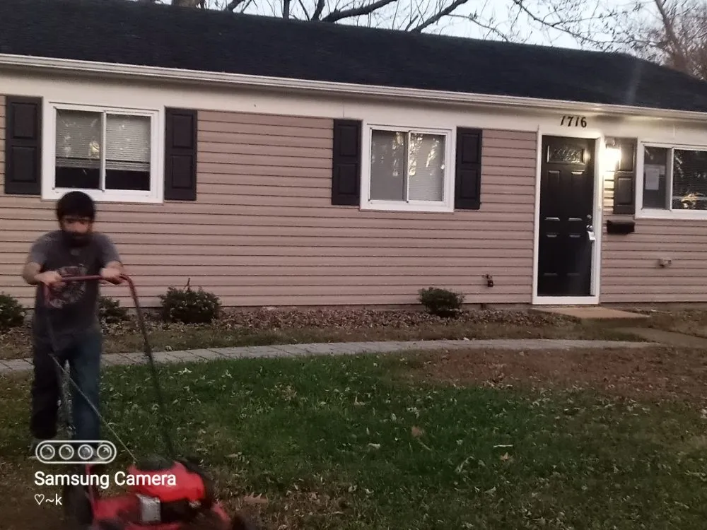 Professional yard cleanup service with custom design across Hampton, VA - E T Lawn Care