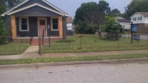 Reliable outdoor landscaping for beautiful yards in Hampton, VA by E T Lawn Care