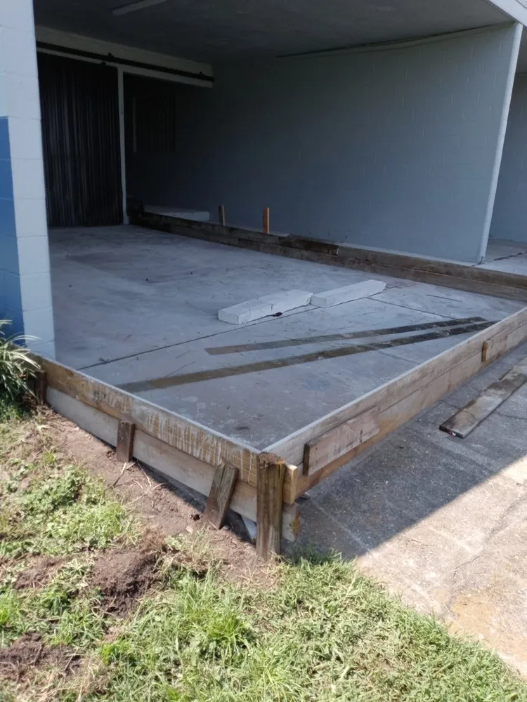 Expert landscaping services in Ocala, FL - E Z Crate Concrete llc.