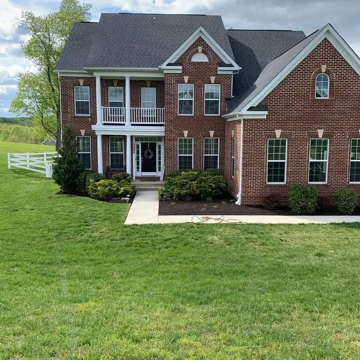 Reliable residential landscaping in Baltimore, MD - E-Z Lawn