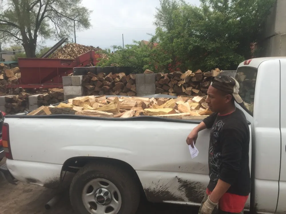 Local residential landscaping for homes in Chicago, IL by E-Z Tree Recycling