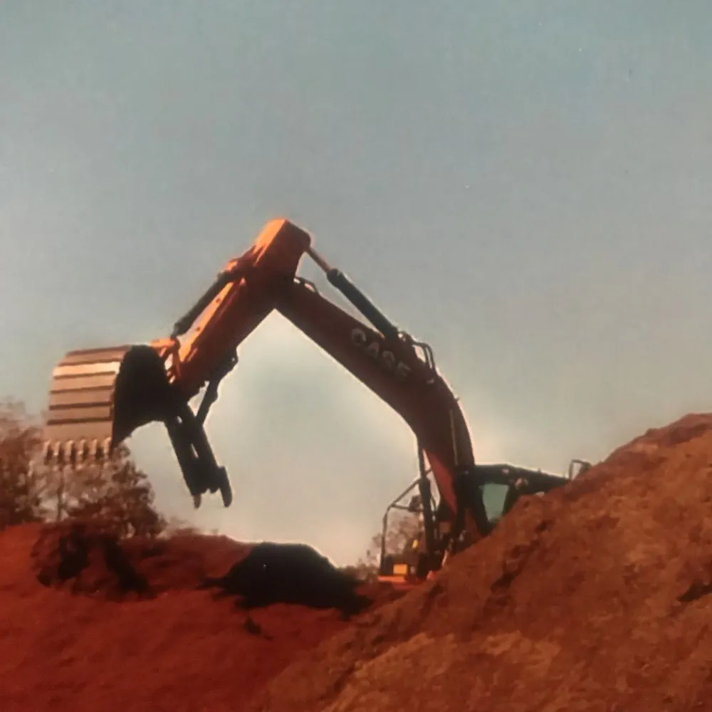 Reliable yard cleanup service in Orlando, FL by E.A. Barber Landclearing and Pond Restoration