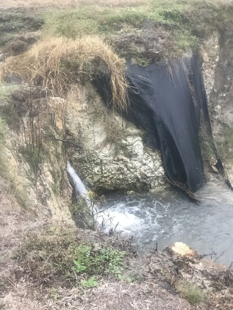 Professional lawn mowing service in Orlando, FL by E.A. Barber Landclearing and Pond Restoration