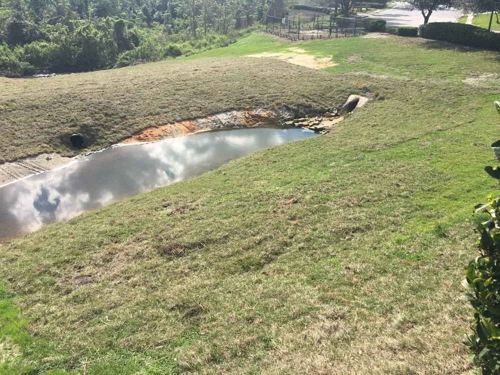 Expert garden landscaping in Orlando, FL by E.A. Barber Landclearing and Pond Restoration