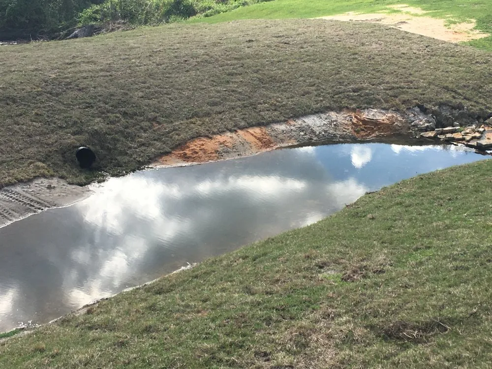 Top-rated residential landscaping with custom design across Orlando, FL - E.A. Barber Landclearing and Pond Restoration