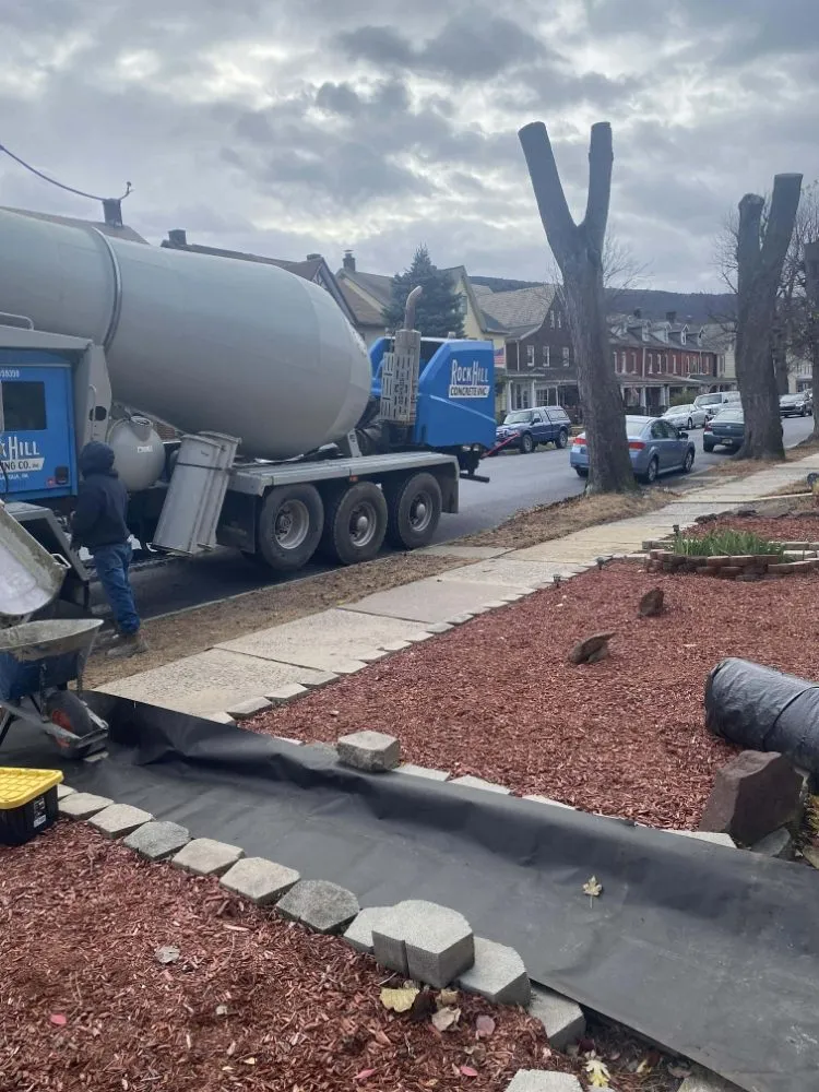 Custom residential landscaping in Carbondale, PA - E&A Lawncare