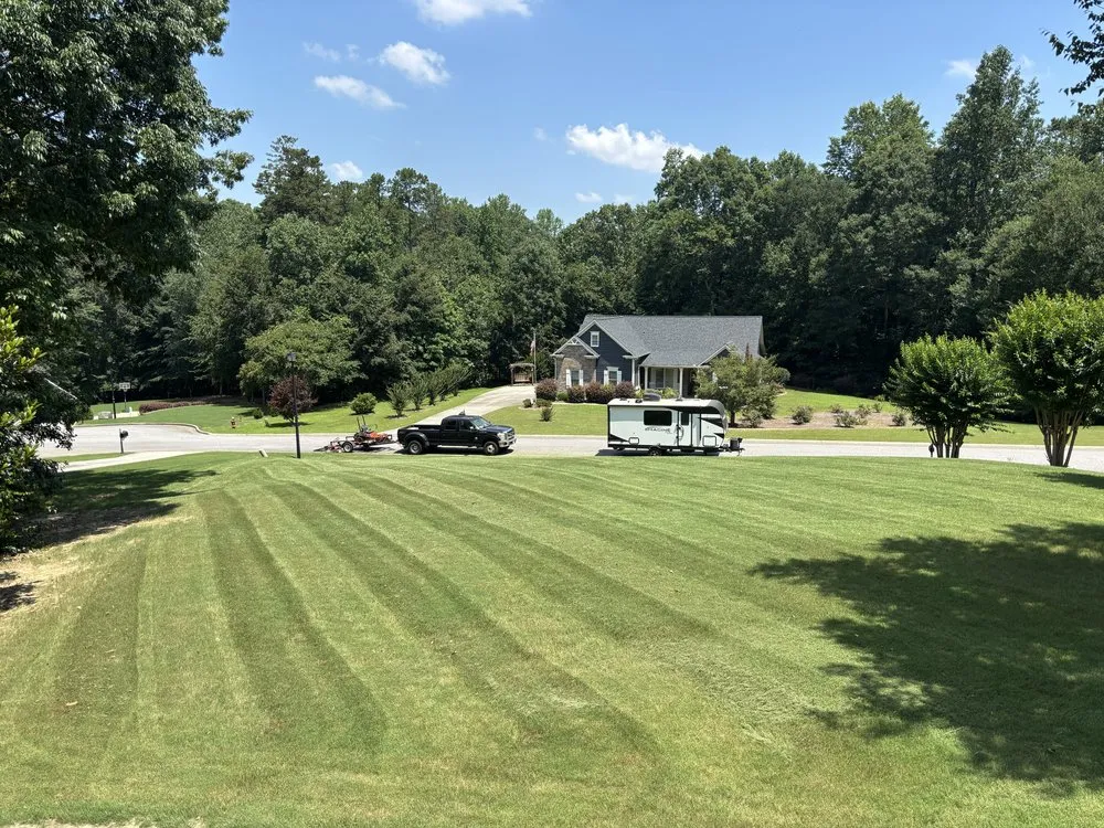 Reliable yard cleanup service with custom design across Winder, GA - Eady’s Lawn Care