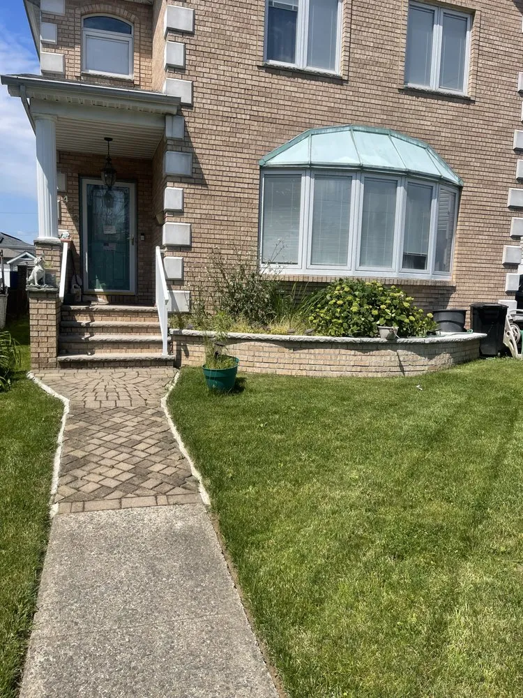 Local garden landscaping for year-round maintenance in Staten Island, NY by EAG Maintenance - EAGLE Landscaping & Lawn Care